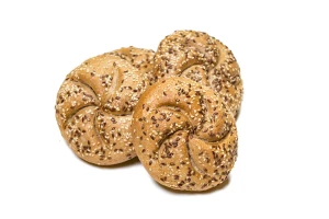 Magvas császárzsemle